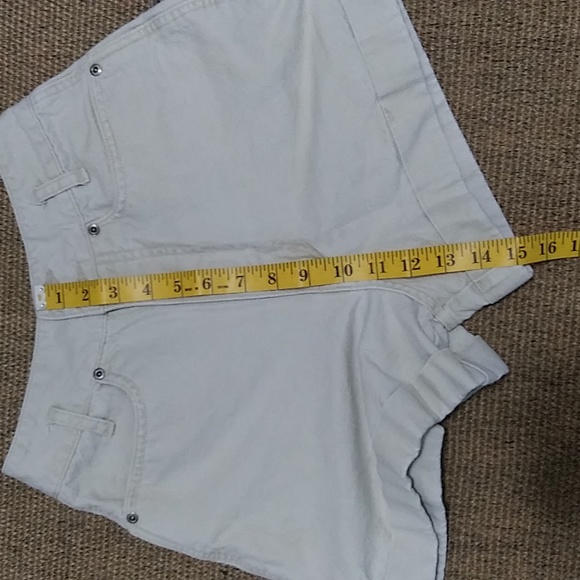 VINTAGE NUOVO COUNTY SEAT CREAM HIGH WAIST SHORTS. SIZE 5/6 - Picture 2 of 5